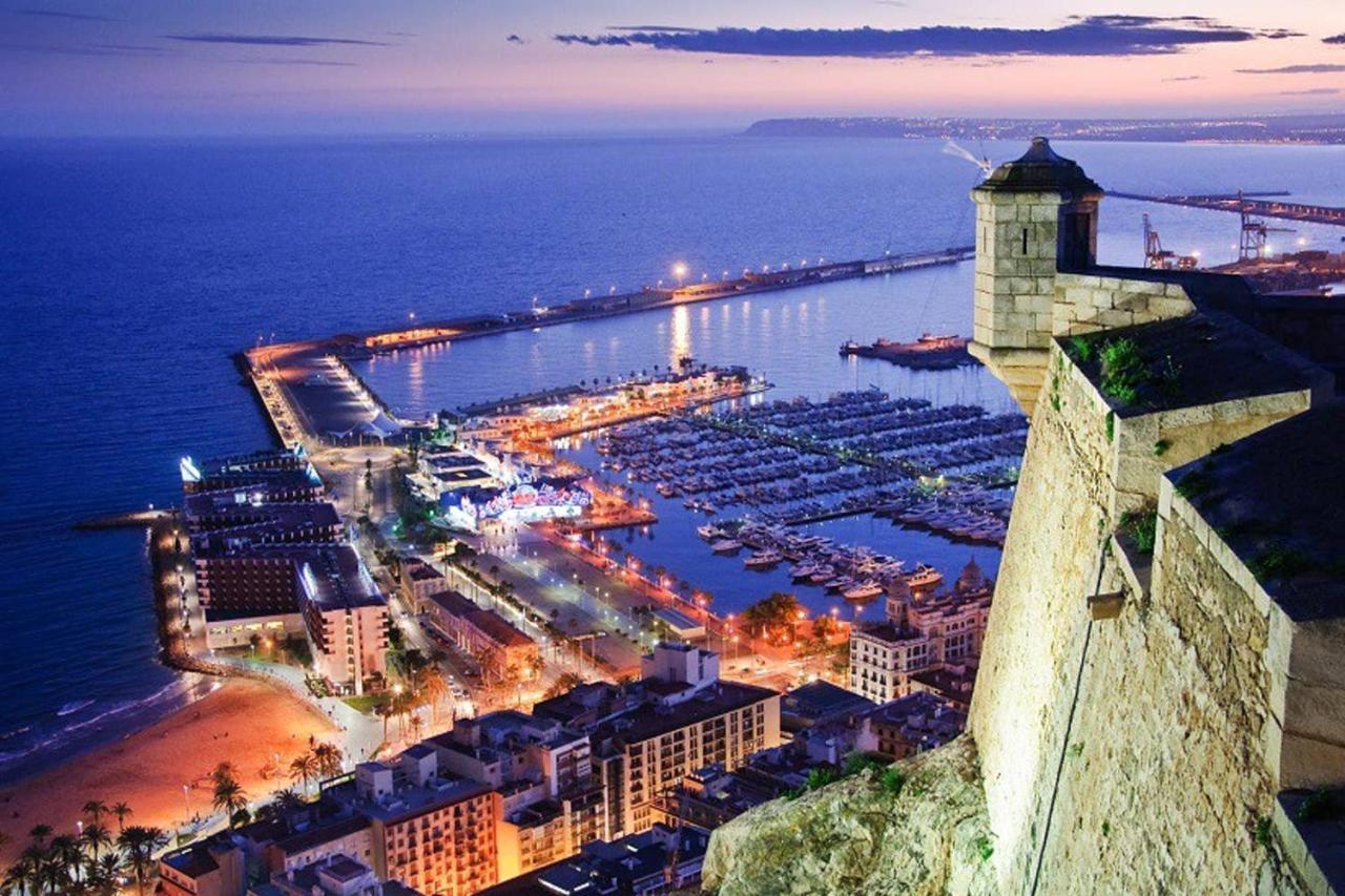 Apartamento Muy Centrico 5 Minutos Playa Alicante Dış mekan fotoğraf
